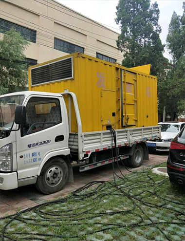 东明发电车出租-柴油发电机组排烟系统设计要求及其考虑因素