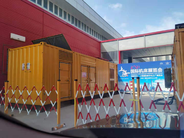 东明发电车出租-发电机无电压或电压太低怎么办？